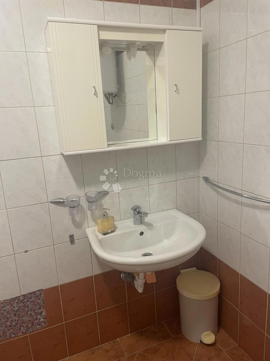 Stanovanje Cres, 80,20m2