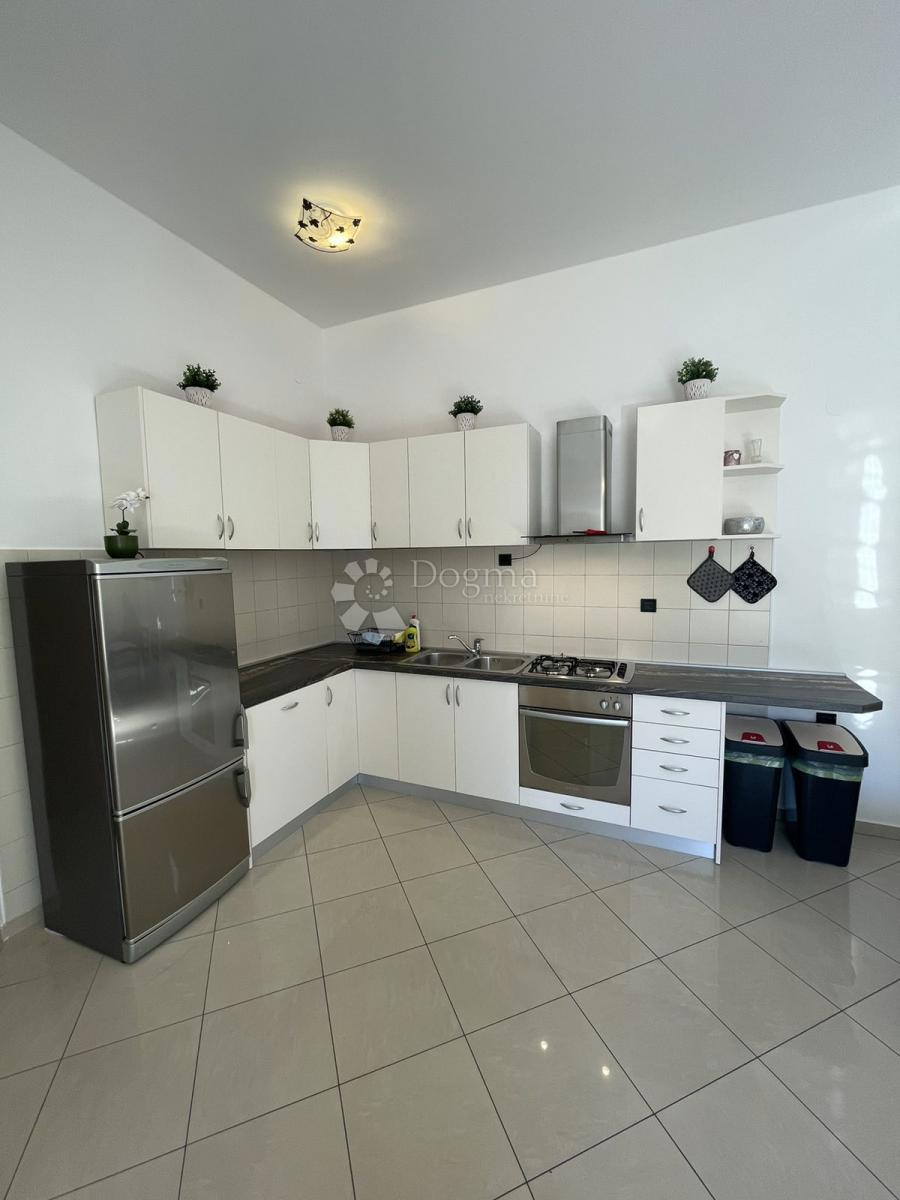 Stanovanje Cres, 80,20m2