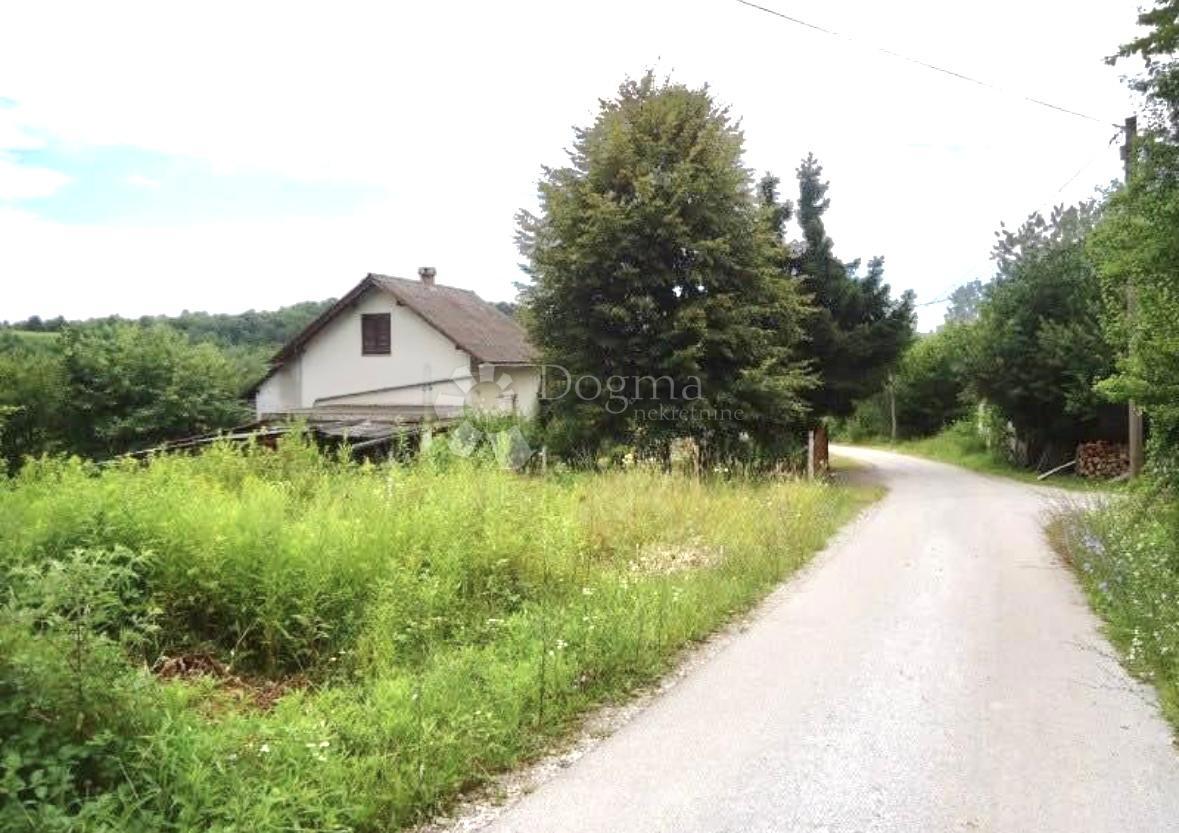 Zemljišče Tušilović, Karlovac - Okolica, 2.080m2