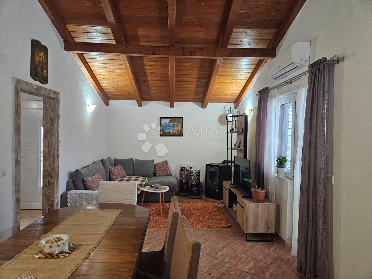 Hiša Polača, 88m2