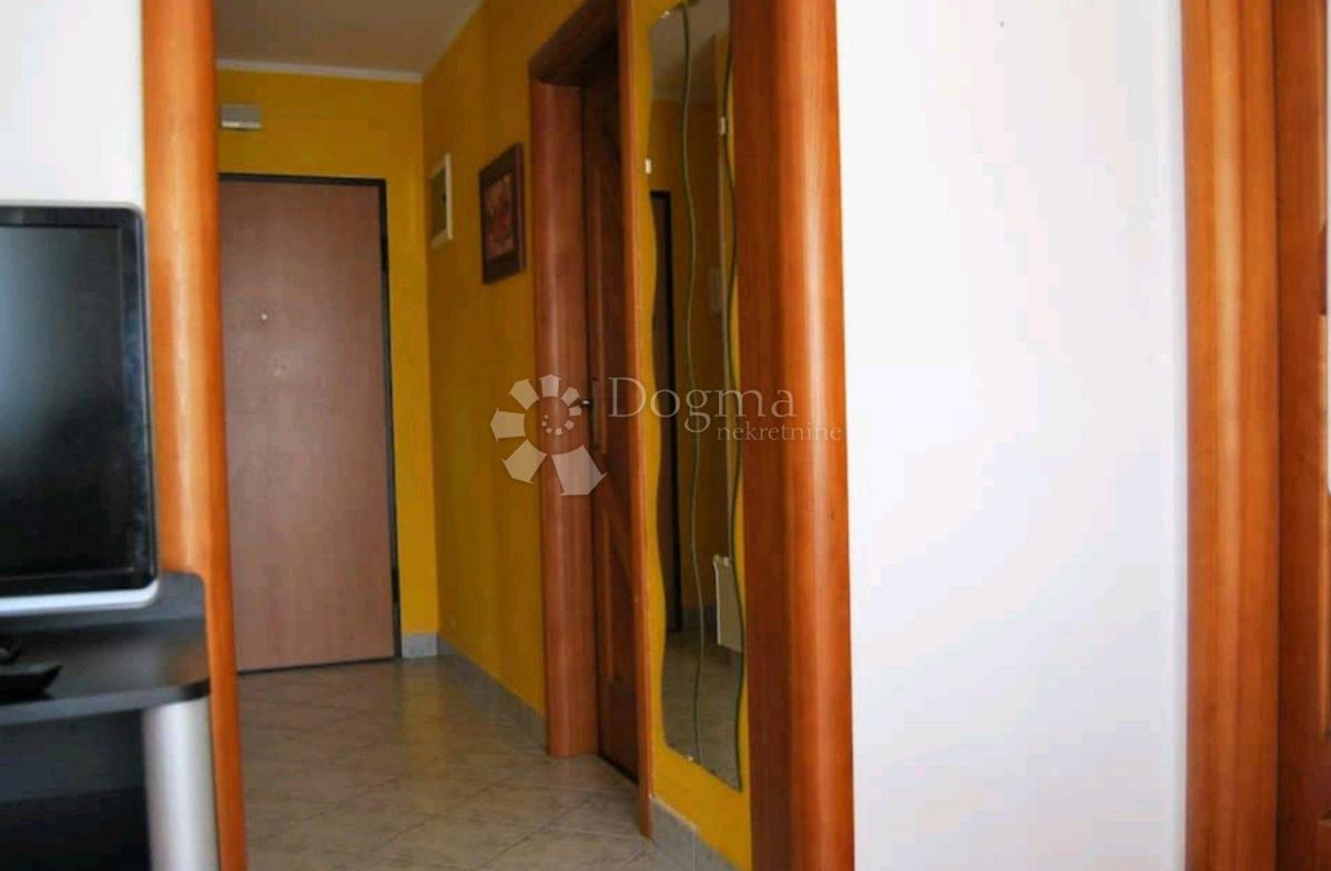 Stanovanje Centar, Rijeka, 51,41m2