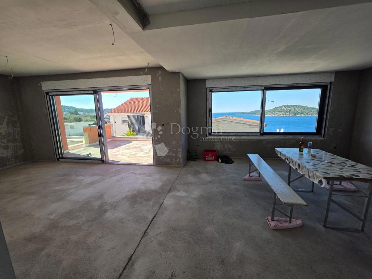 Stanovanje Ražanj, Rogoznica, 113,12m2