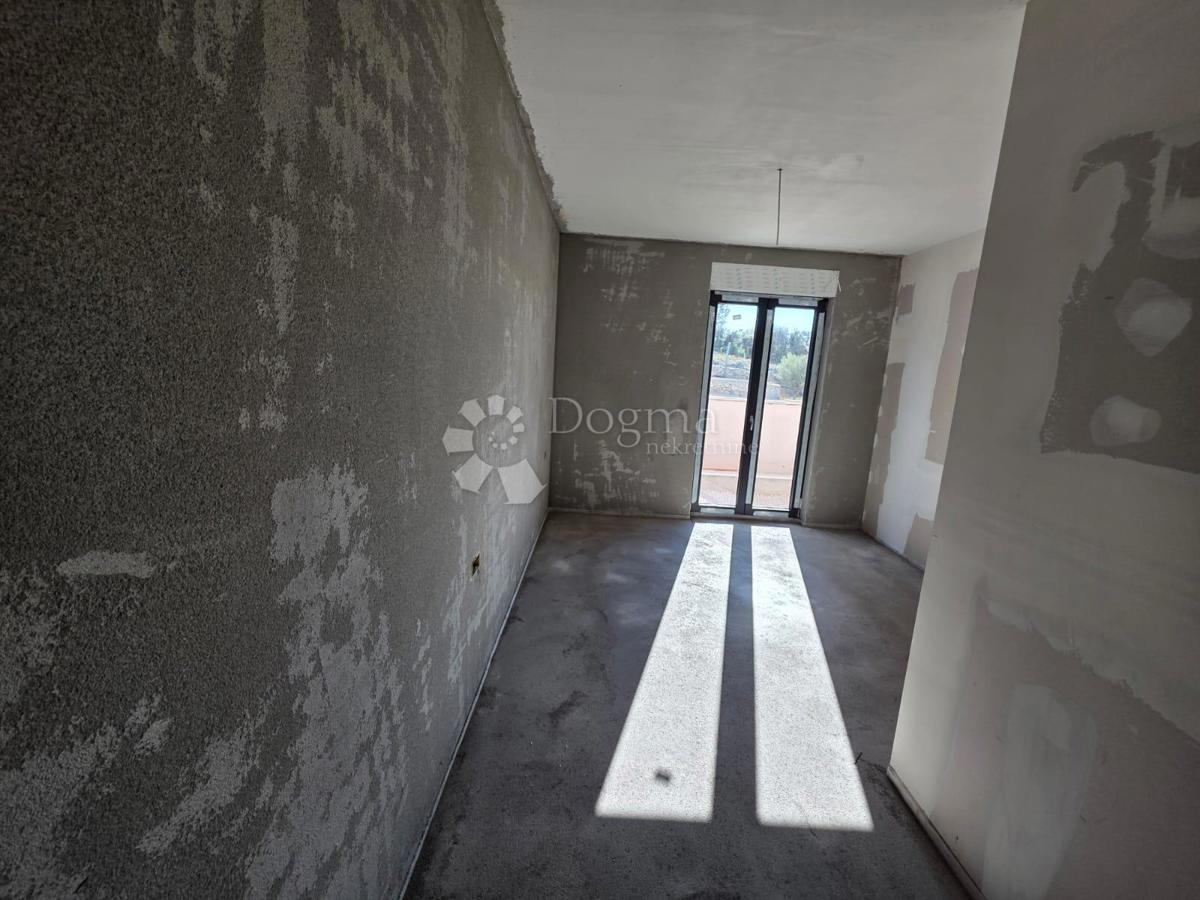 Stanovanje Ražanj, Rogoznica, 113,12m2