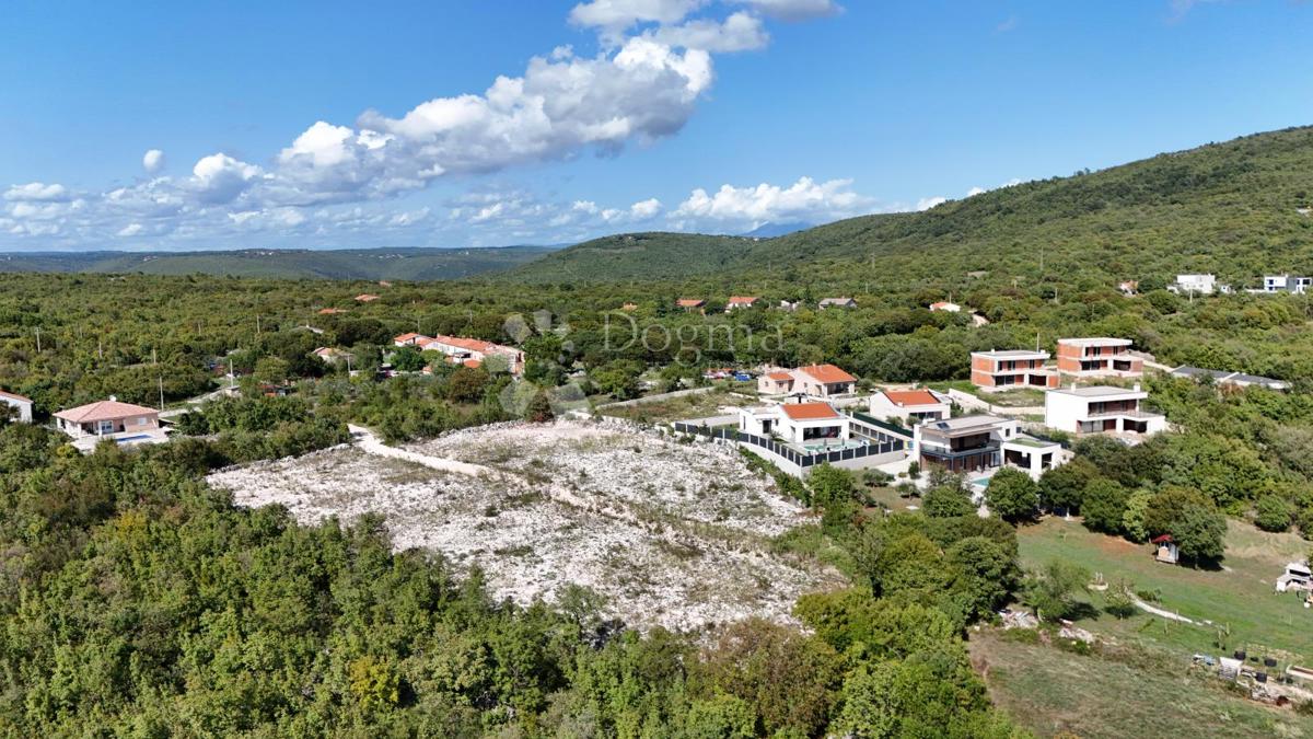 Zemljišče Labin, 790m2