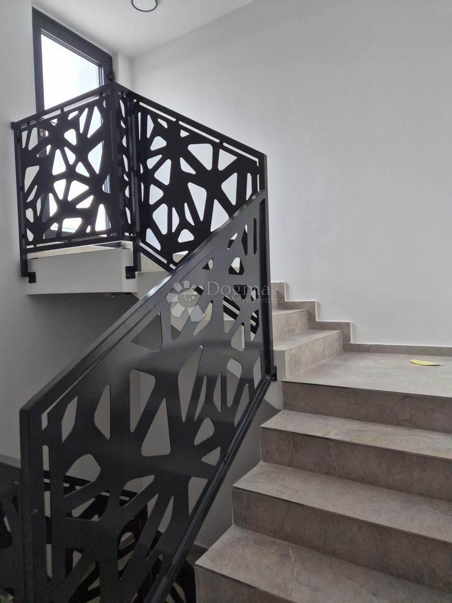 Stanovanje Brodarica, Šibenik - Okolica, 114,74m2