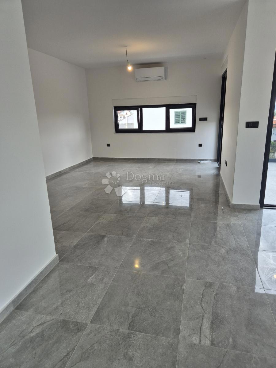 Stanovanje Brodarica, Šibenik - Okolica, 114,74m2