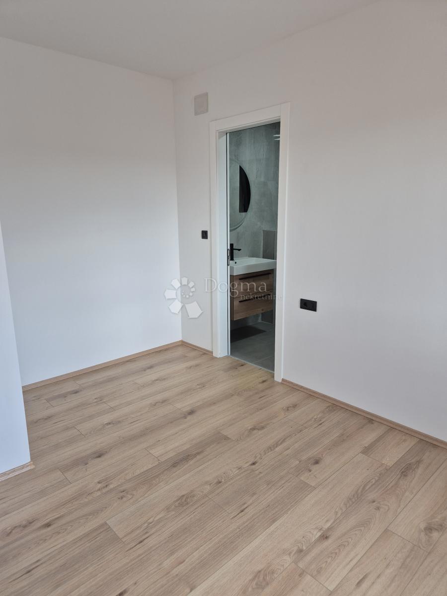 Stanovanje Brodarica, Šibenik - Okolica, 114,74m2