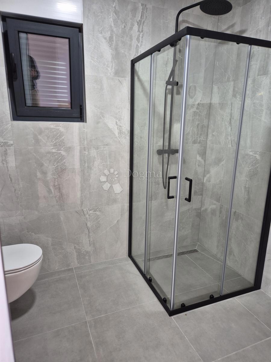 Stanovanje Brodarica, Šibenik - Okolica, 114,74m2