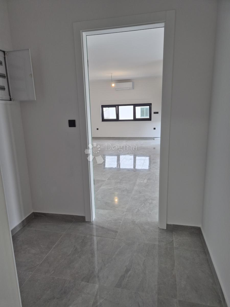 Stanovanje Brodarica, Šibenik - Okolica, 114,74m2