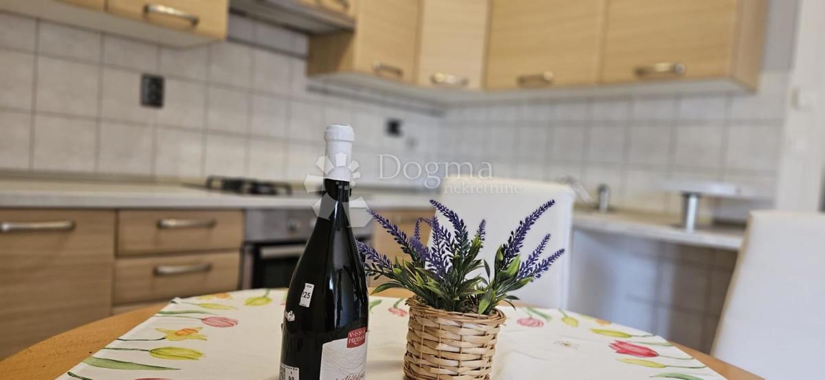 Stanovanje Valmade, Pula, 60m2