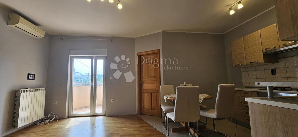 Stanovanje Valmade, Pula, 60m2