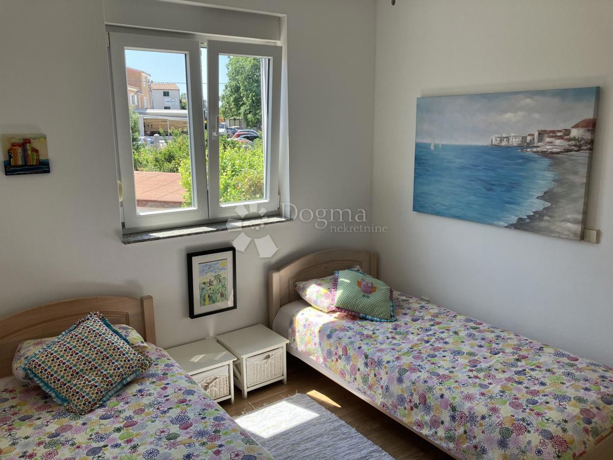 Mediteransko stanovanje v središču Premanture 