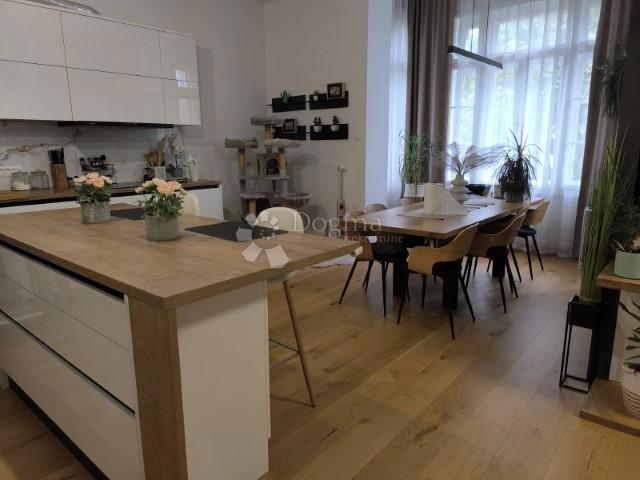 Stanovanje Centar, Rijeka, 159,77m2