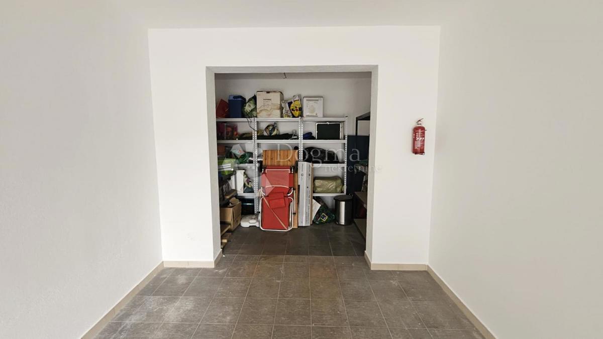 Stanovanje Monvidal, Pula, 61,39m2
