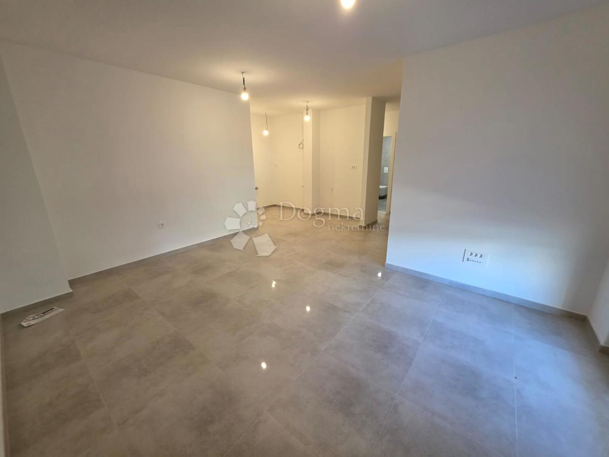 Stanovanje Primošten, 68,36m2