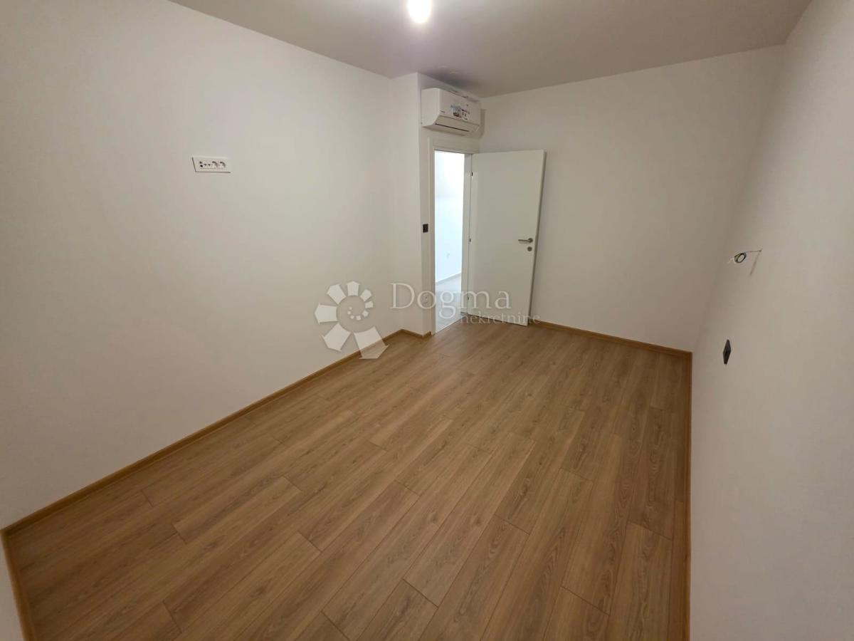 Stanovanje Primošten, 68,36m2