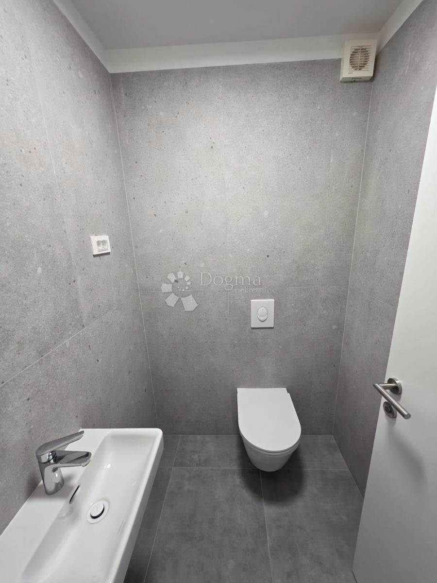 Stanovanje Primošten, 68,36m2