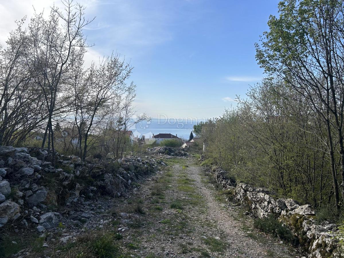 Zazidljivo zemljišče Matulji, 3.842m2