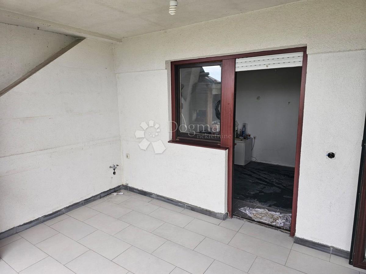 Stanovanje Kromosovo naselje, Velika Gorica, 103,50m2