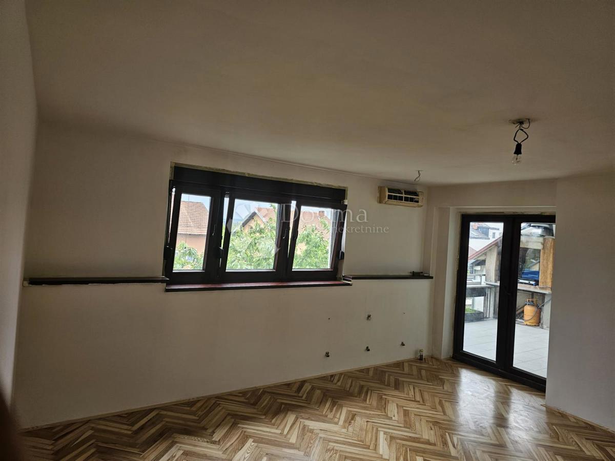 Stanovanje Kromosovo naselje, Velika Gorica, 103,50m2