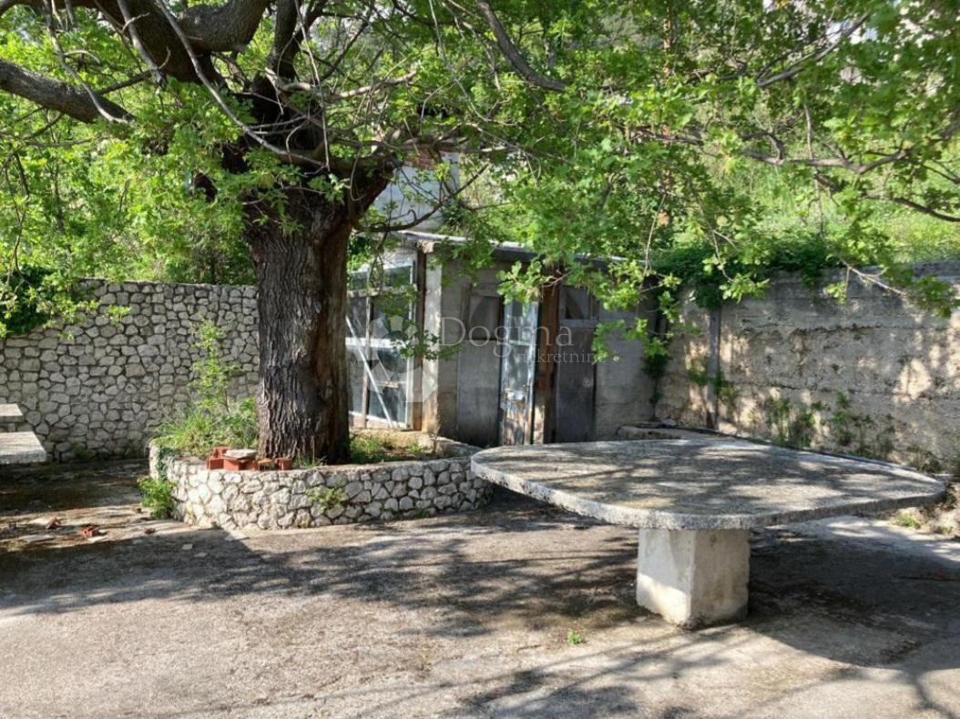 Zazidljivo zemljišče Bast, Baška Voda, 1.463m2