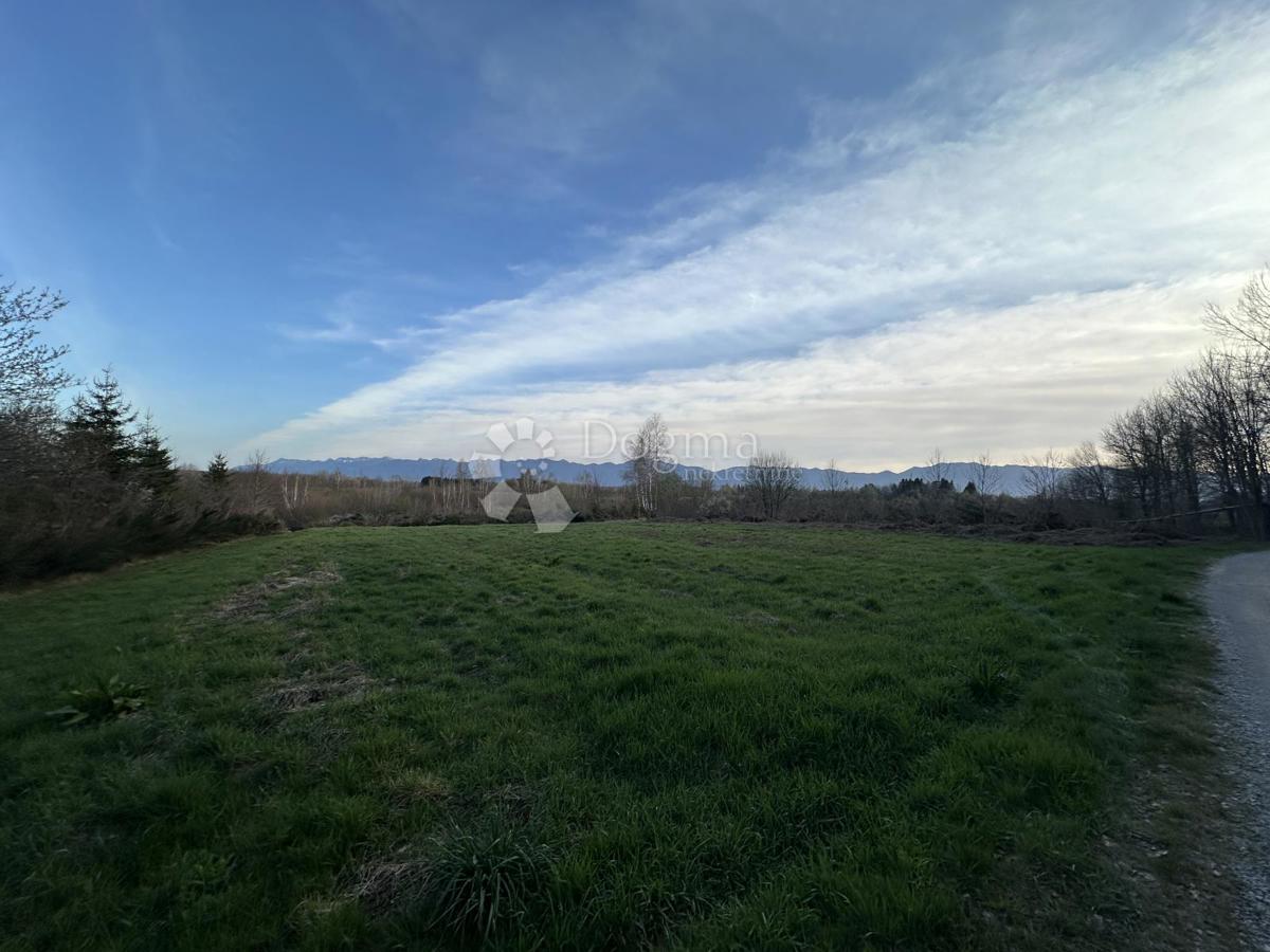 Kmetijsko zemljišče Centar, Gospić, 48.000m2