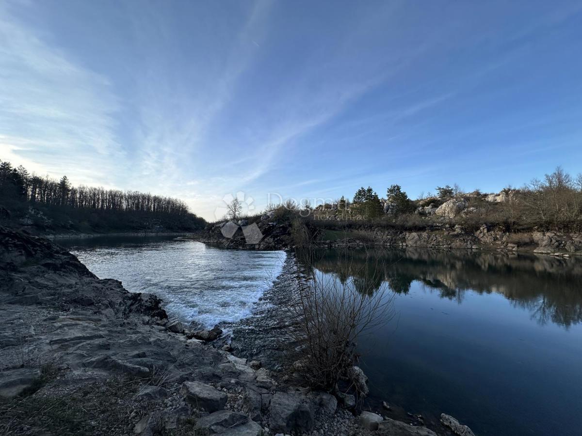 Kmetijsko zemljišče Centar, Gospić, 48.000m2