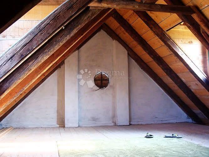 Hiša Suza, Kneževi Vinogradi, 214m2