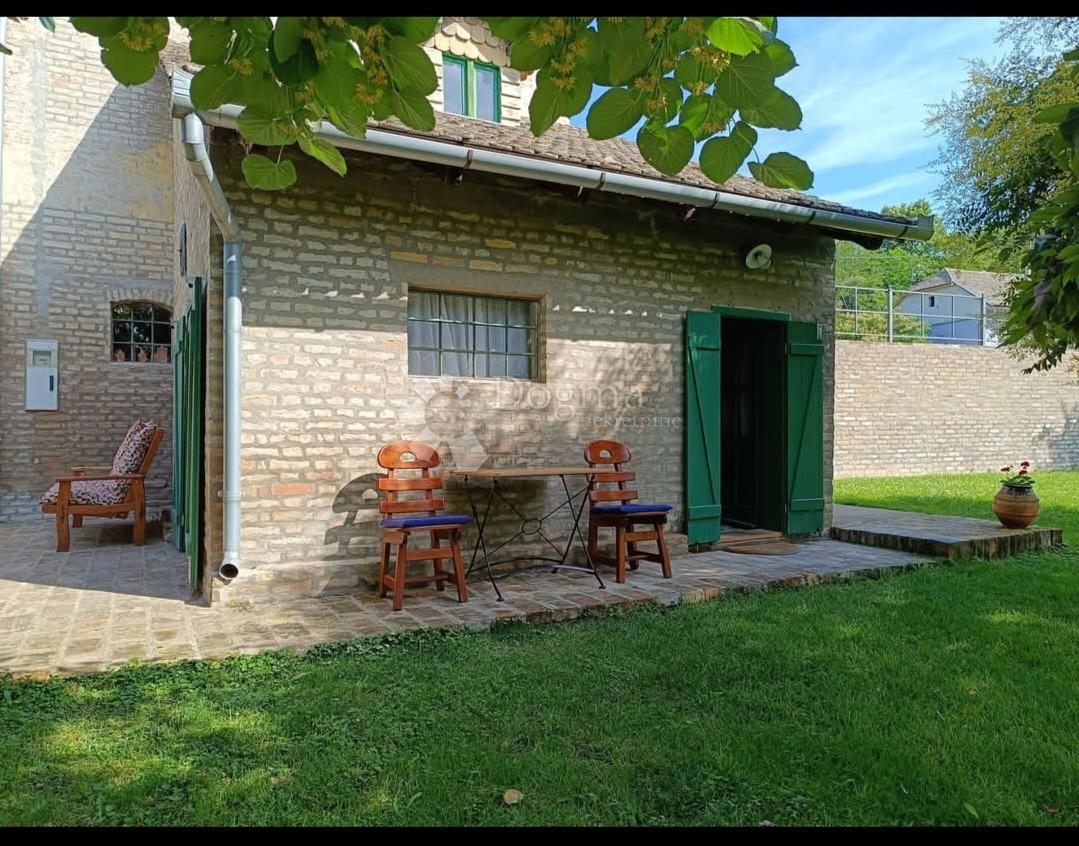 Hiša Suza, Kneževi Vinogradi, 214m2