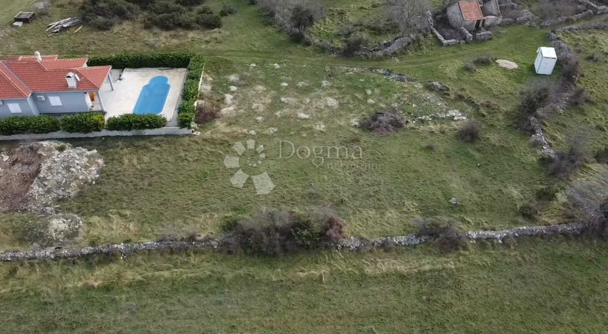 Zazidljivo zemljišče Danilo Kraljice, Šibenik - Okolica, 1.097m2