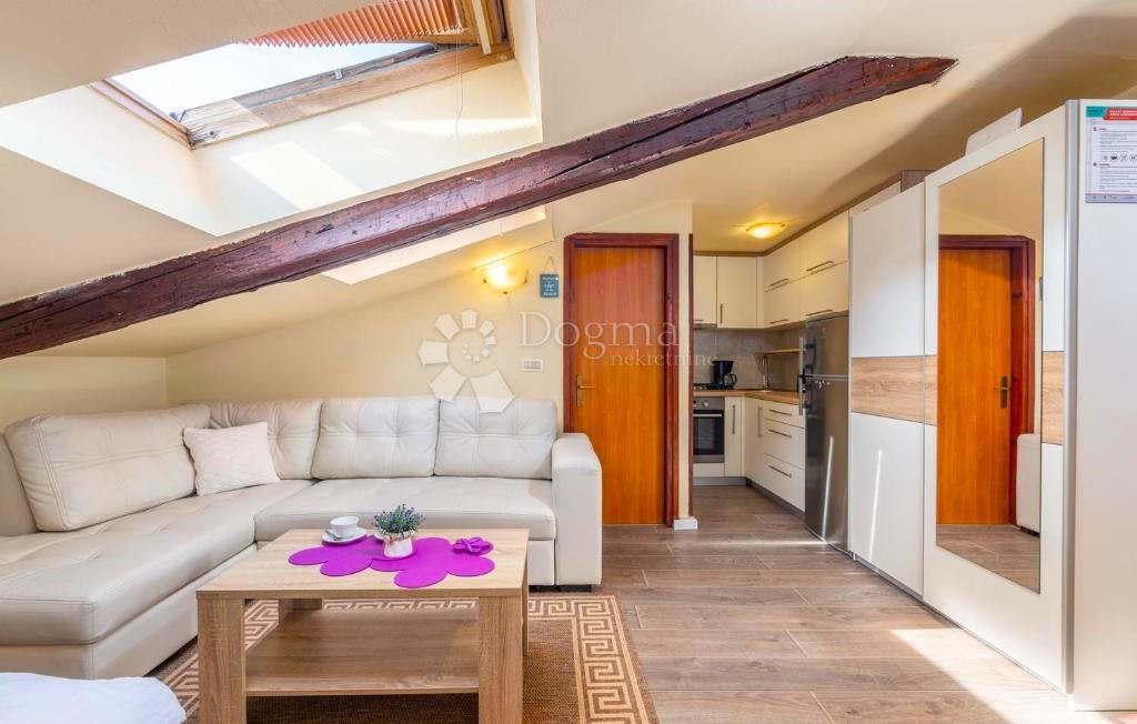 Stanovanje Poreč, 50m2