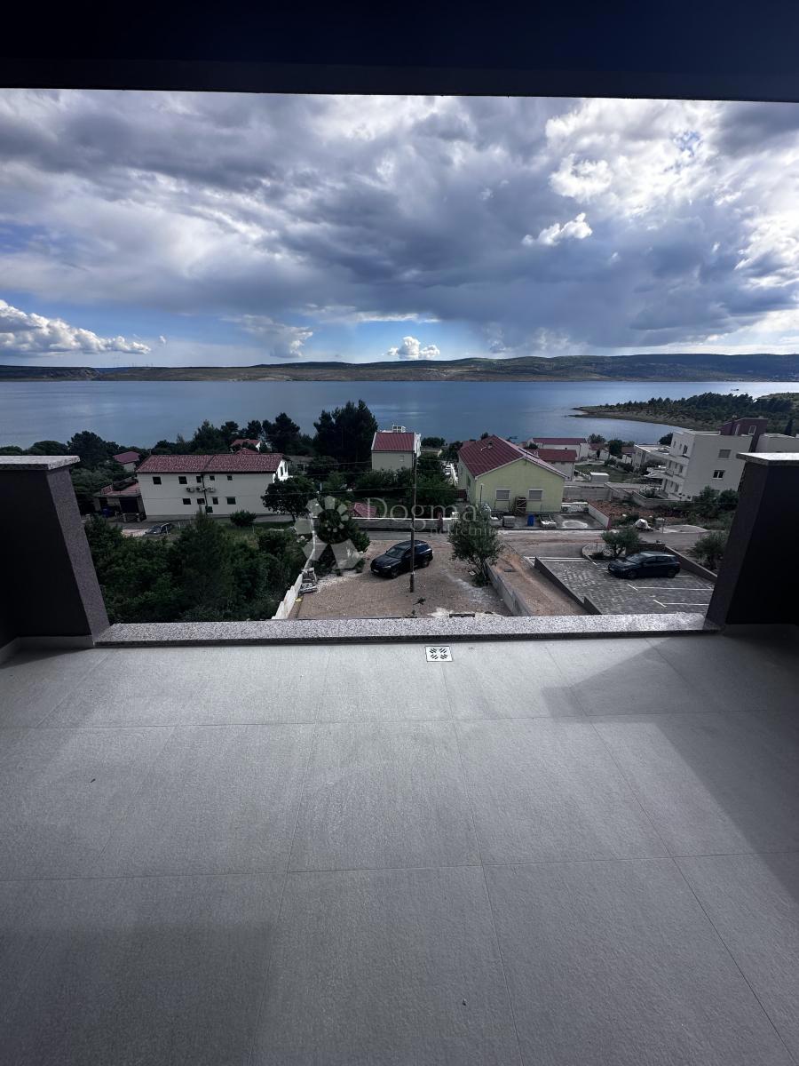 Apartma Seline, Starigrad, 140m2