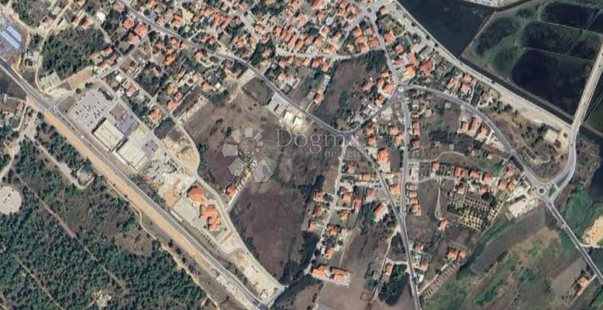 Zazidljivo zemljišče Nin, 543m2