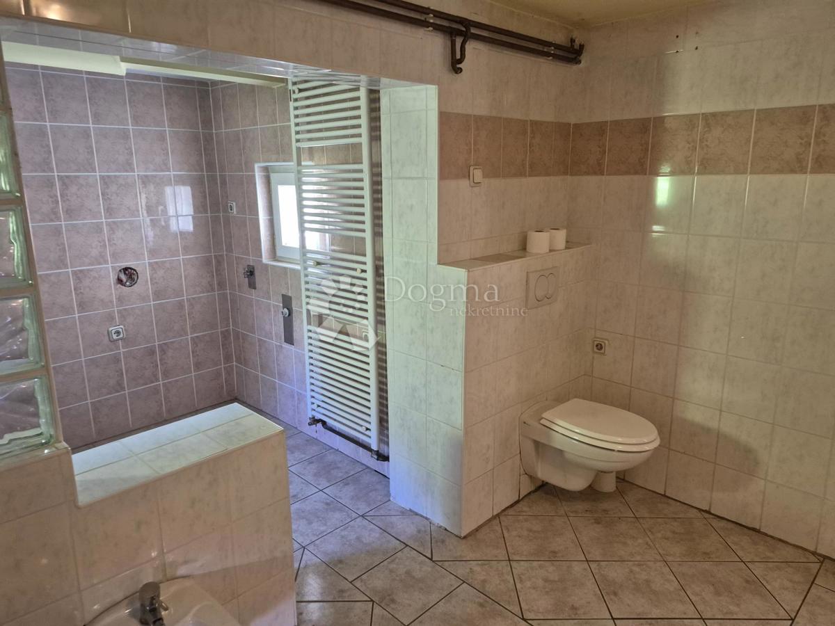Hiša Radoboj, 320m2