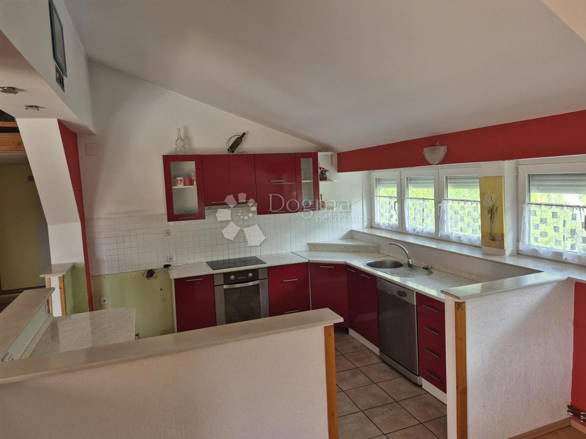 Hiša Radoboj, 320m2