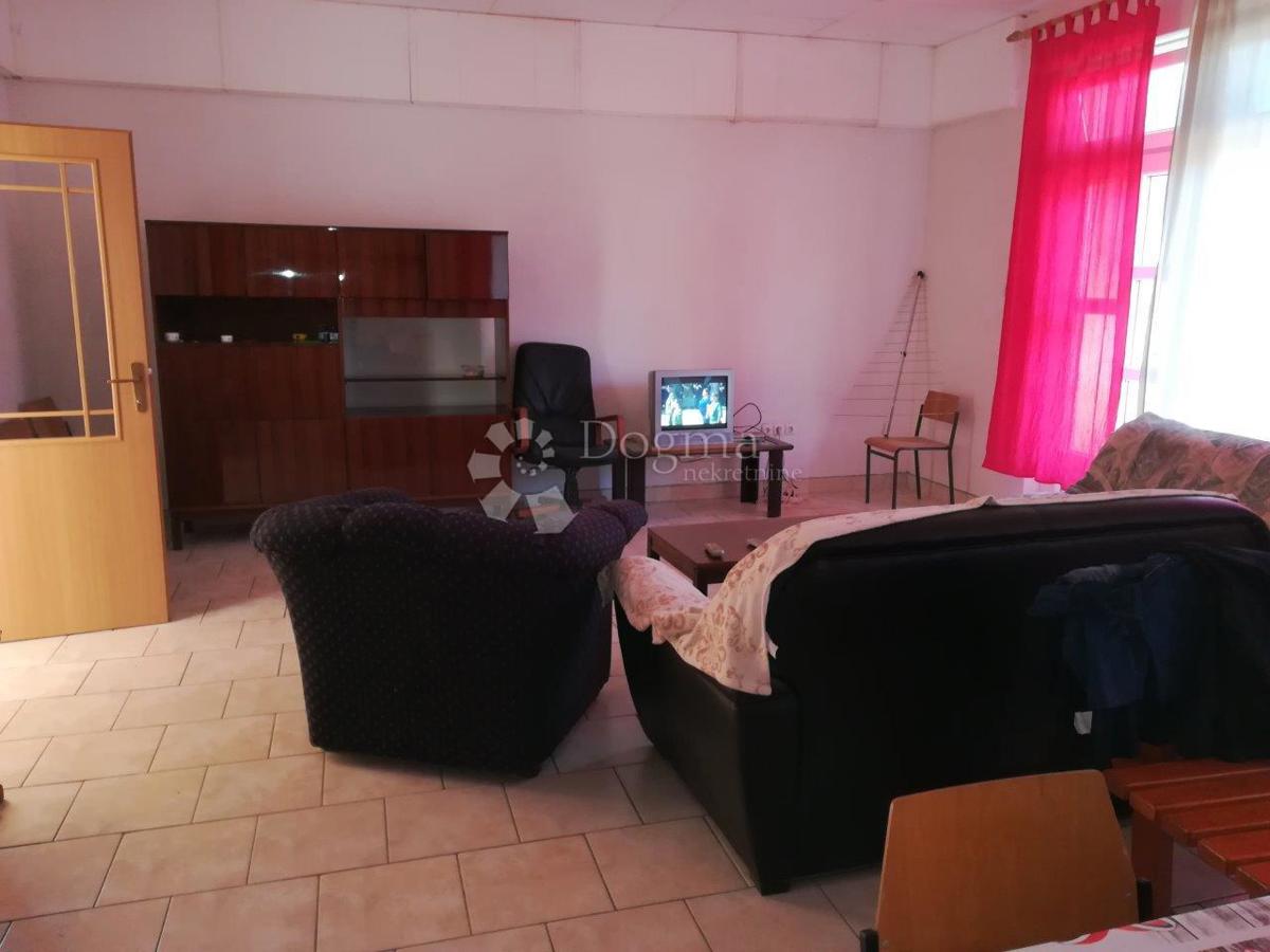 Hiša Bilaj, Gospić - Okolica, 110m2