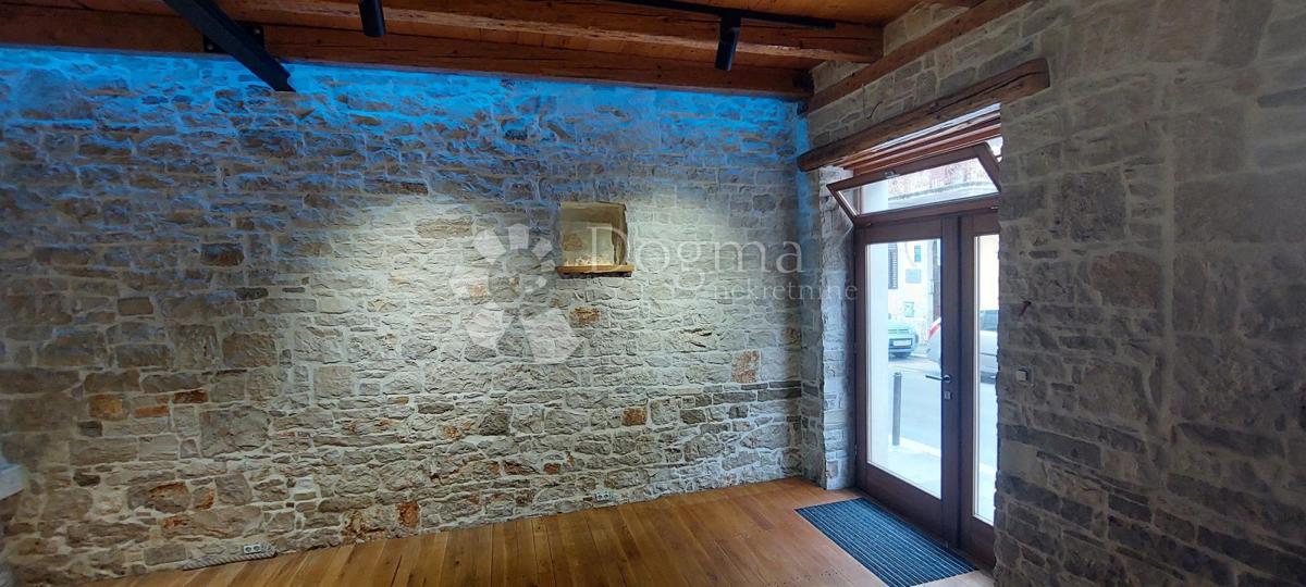 Poslovni prostor Centar, Pula, 40m2