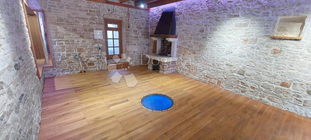 Poslovni prostor Centar, Pula, 40m2