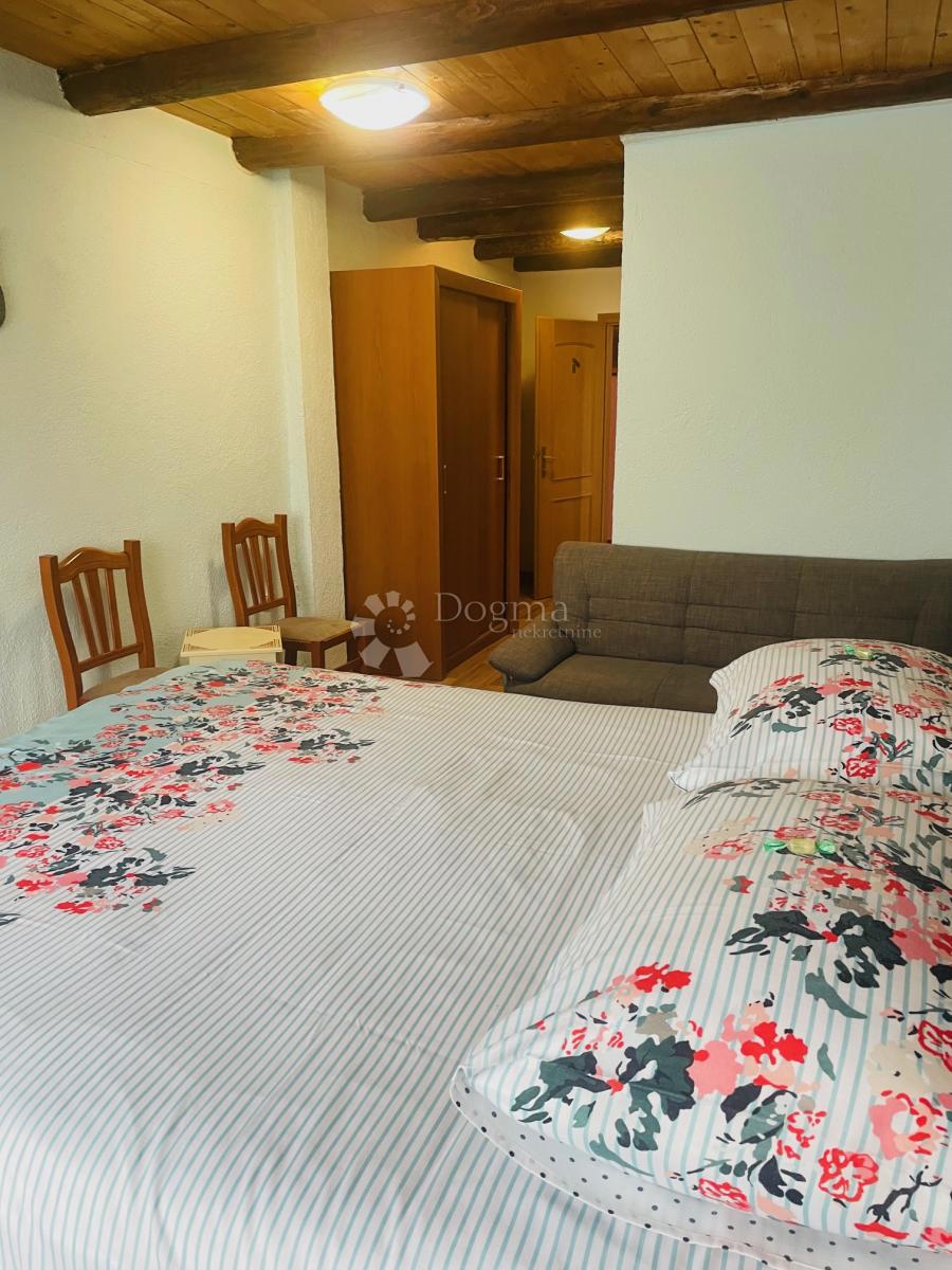 Hotel Buje, 1.229m2