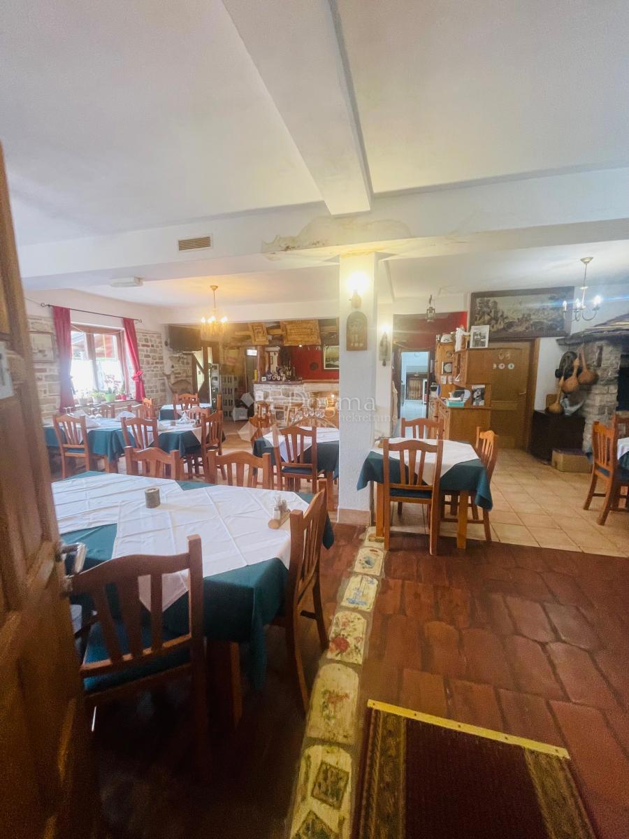 Hotel Buje, 1.229m2