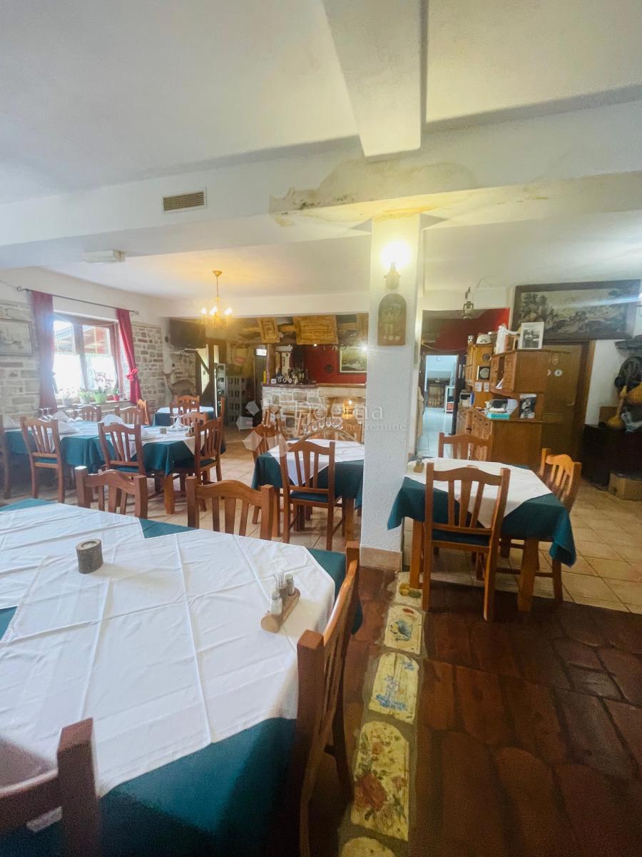 Hotel Buje, 1.229m2