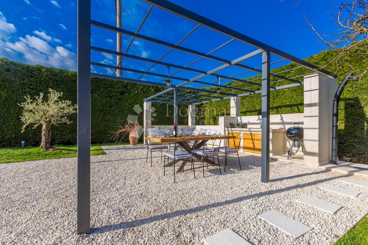 Hiša Juršići, Svetvinčenat, 222m2