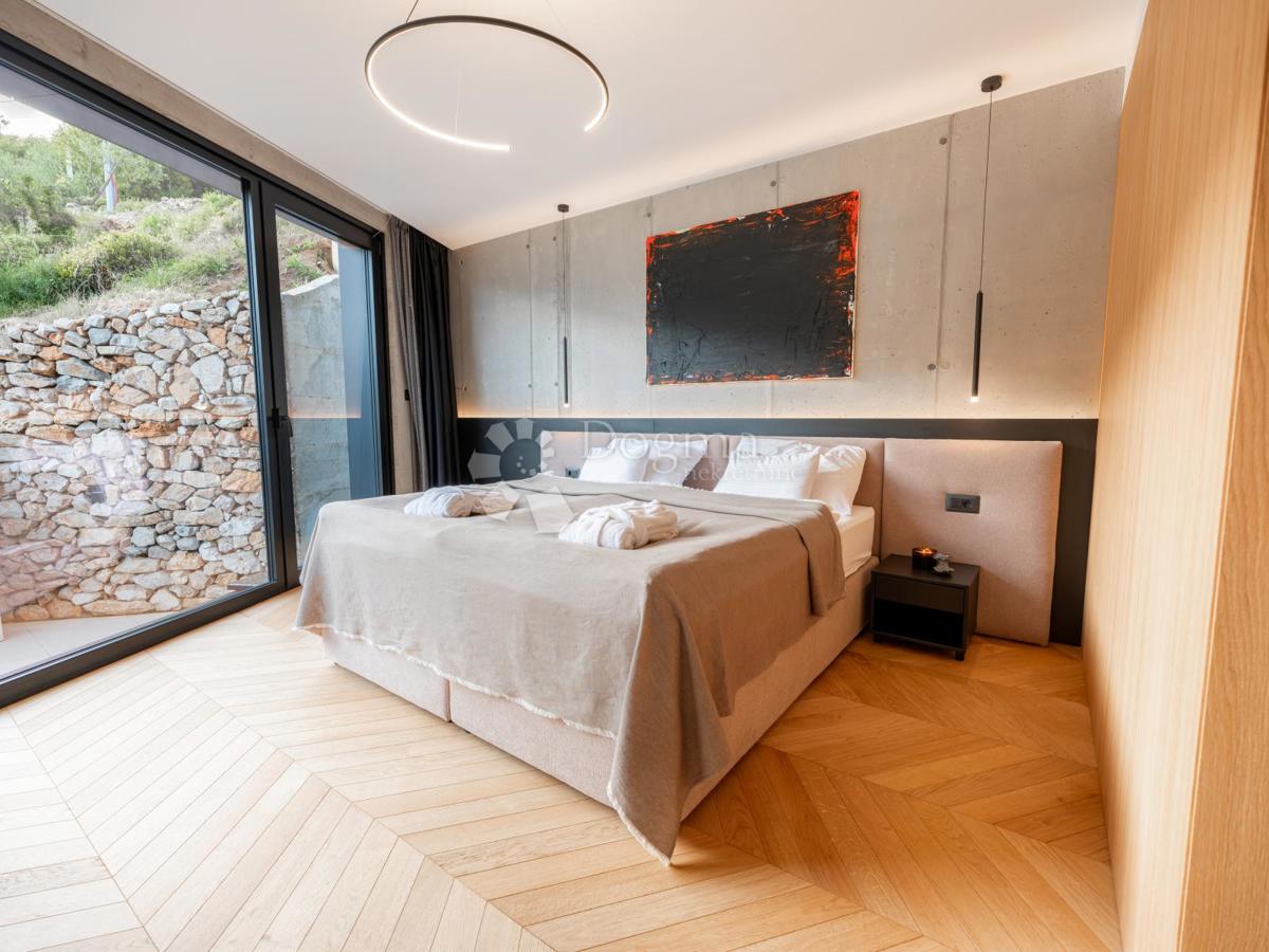 Hiša Mošćenice, Mošćenička Draga, 736m2