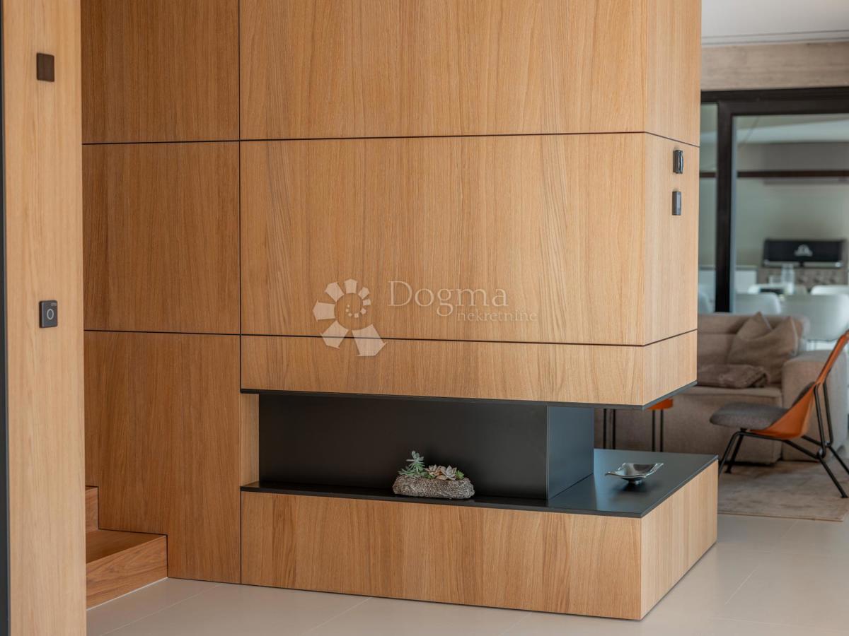 Hiša Mošćenice, Mošćenička Draga, 736m2