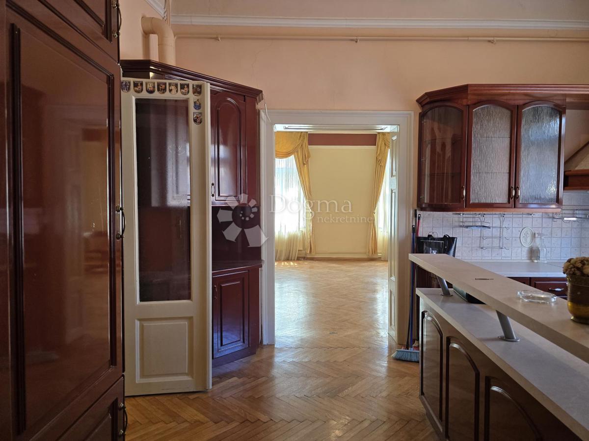 Stanovanje Centar, Varaždin, 182m2