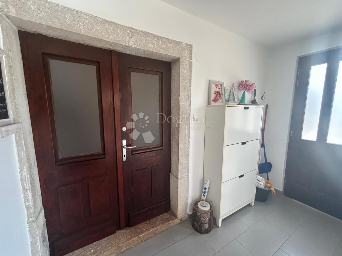 Hiša Kras, Dobrinj, 45m2