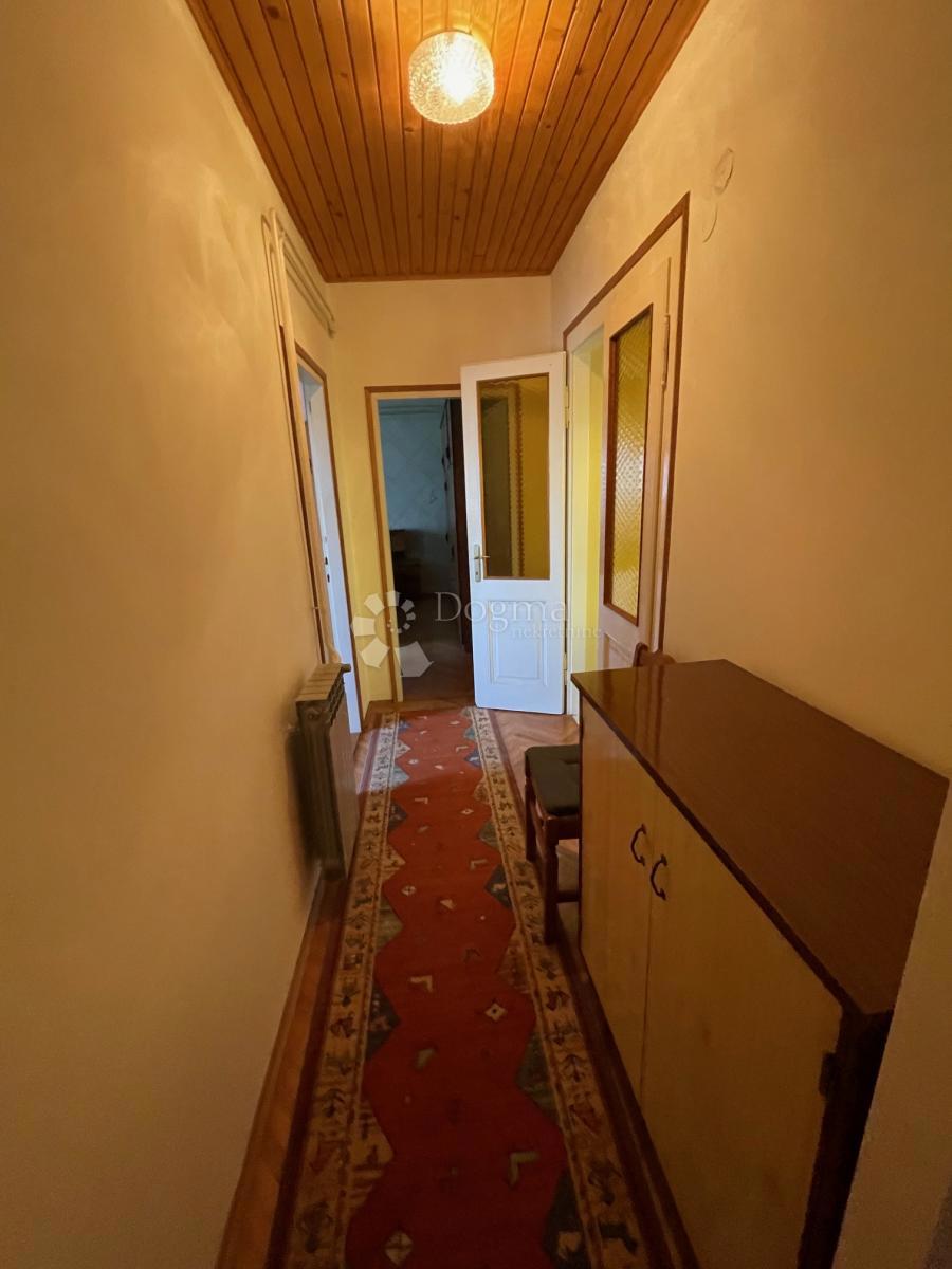 Hiša Bregi, Matulji, 415m2