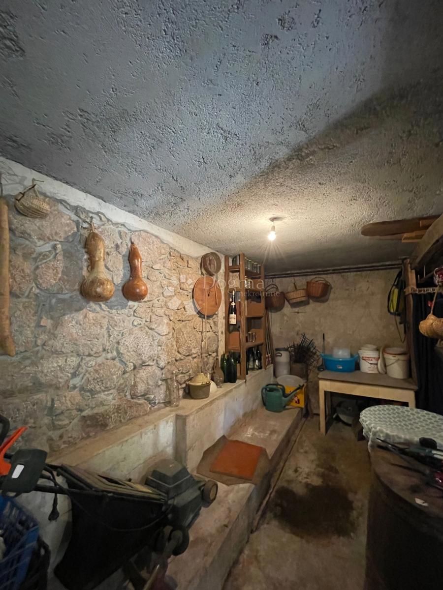 Hiša Bregi, Matulji, 415m2