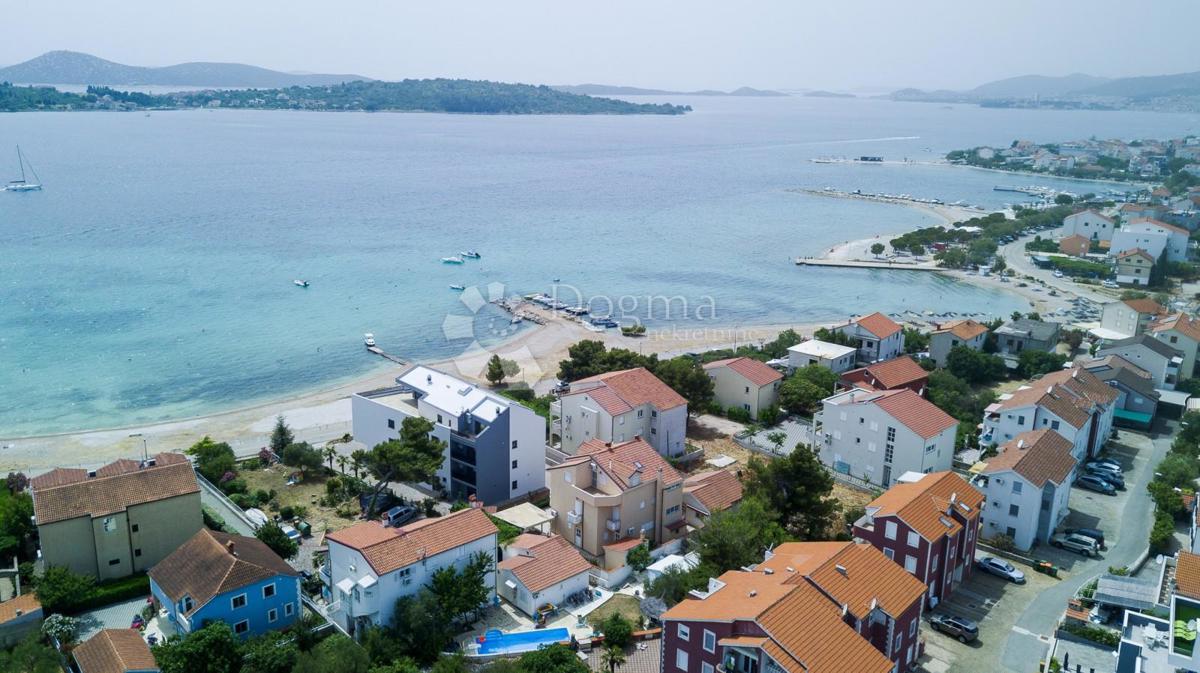 Hiša Srima, Vodice, 270m2