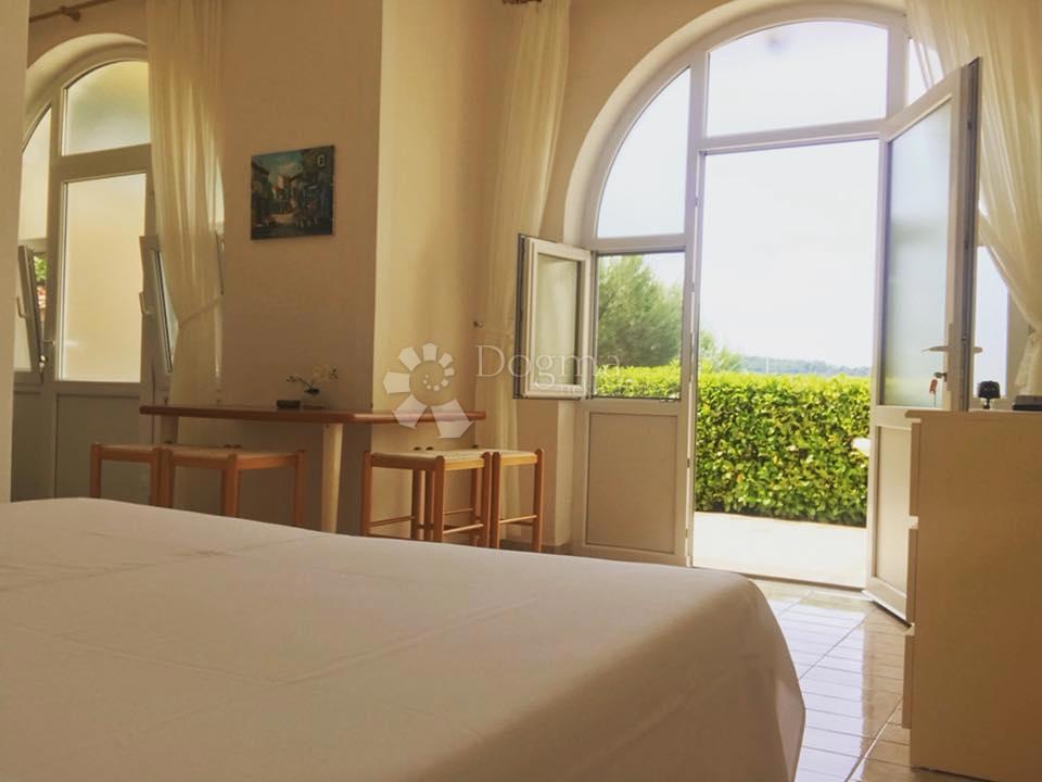 Hiša Srima, Vodice, 270m2